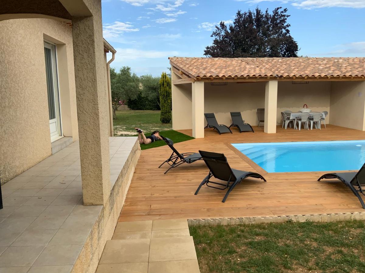 Saint-Laurent-la-Vernède Gite Les Oliviers 10 Pers Piscine Au Calme 4 Etoiles מראה חיצוני תמונה